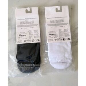 ALO Yoga Monochrome Casual Socks Set